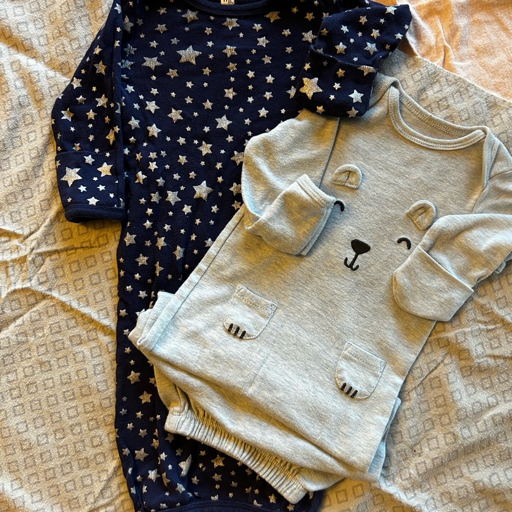 Starry Night and Bear Print Baby Onesies